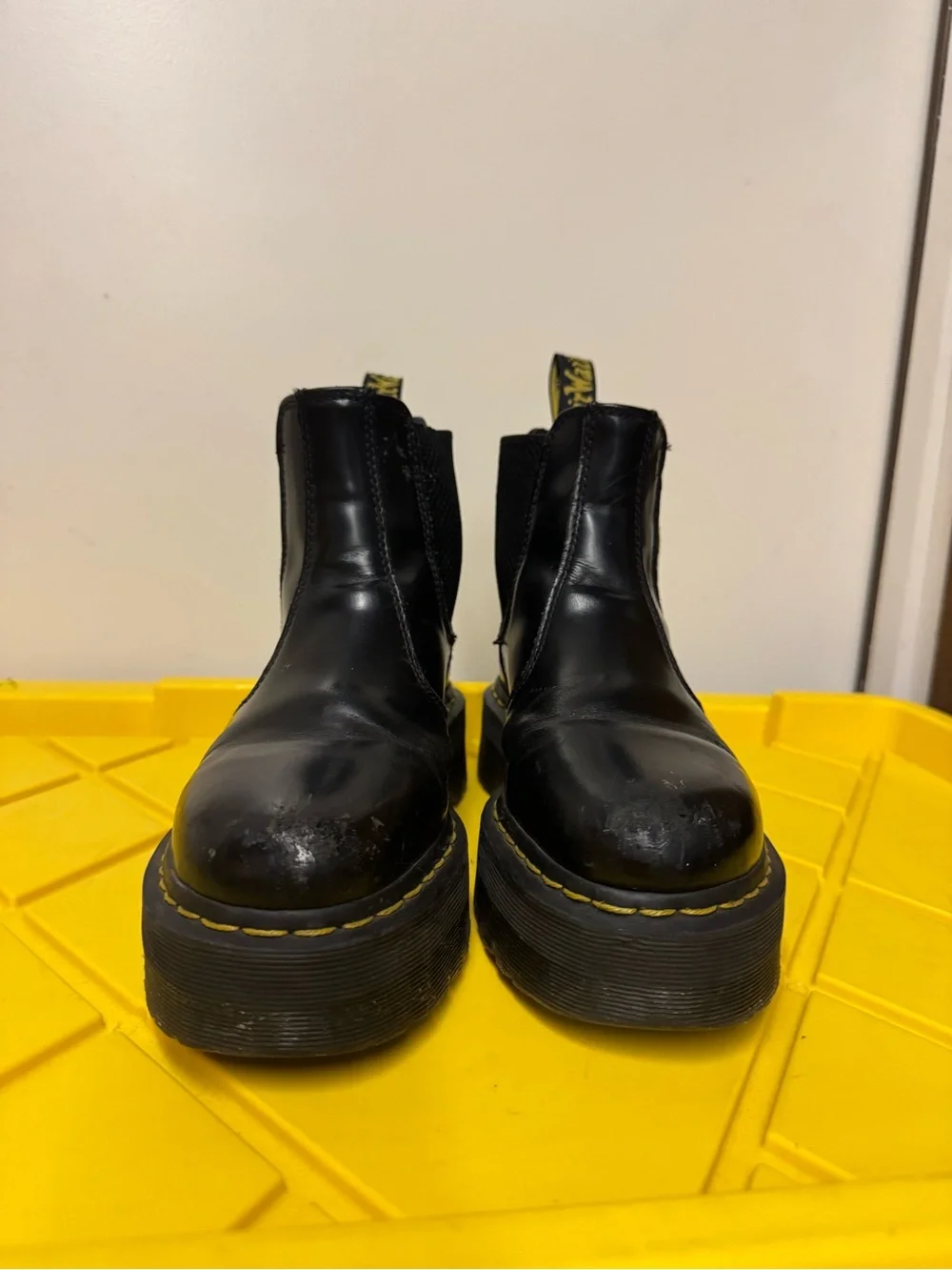 Dr. Martens 2976 Quad Black Platform Chelsea Boots Women’s 8 Men’s 7
